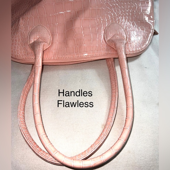 Pink Purses and Bags Large Shoulder Bag Patent Leather Croc Pattern - Picture 12 of 13